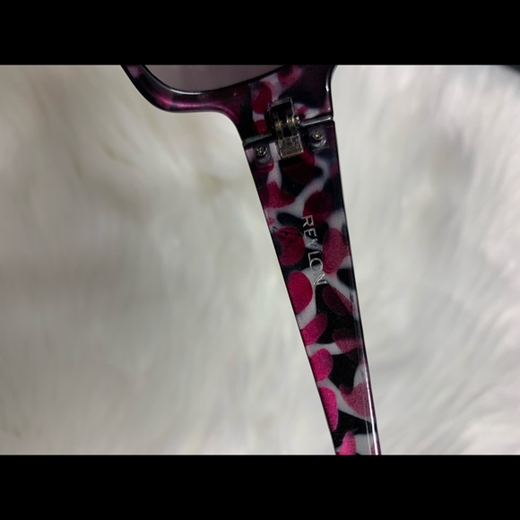 Glasses - Picture 5 of 5